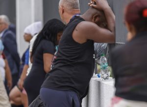 rio-de-janeiro-vive-clima-de-tensao-no-dia-seguinte-a-megaoperacao