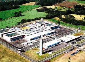 sete-chefes-do-comando-vermelho-sao-levados-para-catanduvas,-no-parana