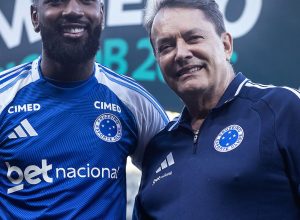 estaduais:-cruzeiro-apresenta-gerson-com-derrota;-palmeiras-bate-lusa