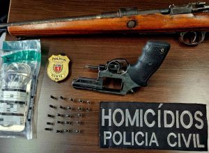 pr:-policiais-sao-presos-suspeitos-de-roubo-de-r$-15-milhoes-em-joias