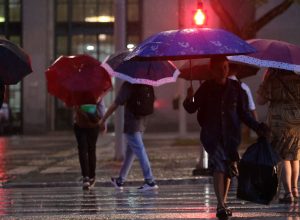 sp:-chegada-de-frente-fria-amplia-nivel-de-alerta-da-defesa-civil
