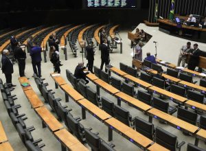 edital-para-policial-legislativo-da-camara-sai-em-janeiro,-diz-motta