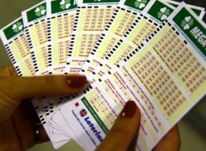 mega-sena-acumula-novamente-e-premio-principal-vai-para-r$-63-milhoes